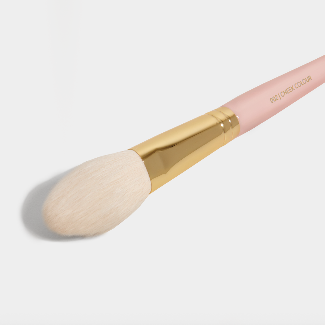 002 - Cheek Colour Brush